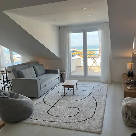 180 Ocean View Rooftop Flat In Old Town